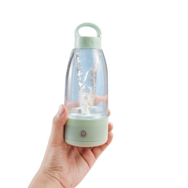 Automatic Electric Shaker Bottle – USB Rechargeable for Smoothies & Sports - Image 9