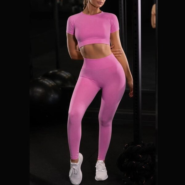 Seamless Knitted Yoga Wear With Short Sleeves - Image 3