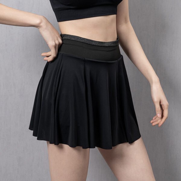 Skirts: Best Serve - Image 2