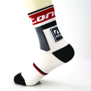 Quick-Dry Cycling Socks for Active Outdoors