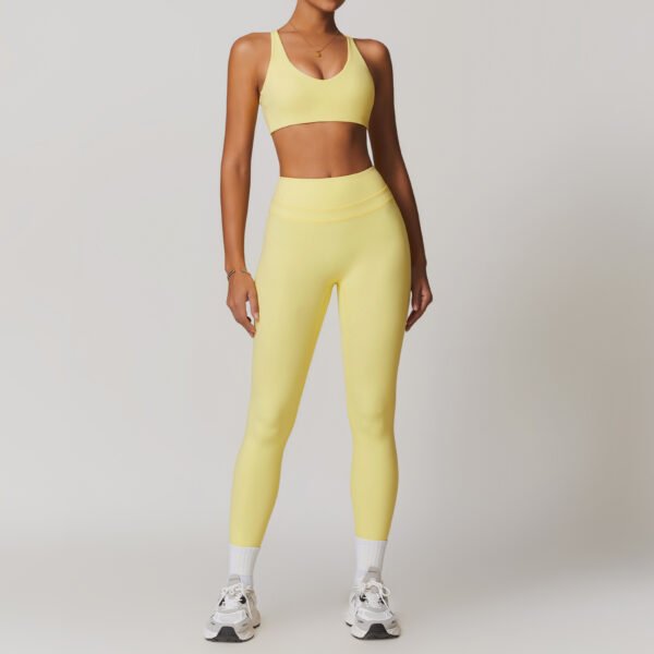 Women’s Yoga & Running Fitness Set – Moisture-Wicking Bra & Pants - Image 2